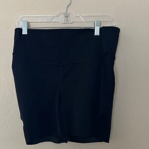 Lululemon base pace hr 6” shorts black size 12